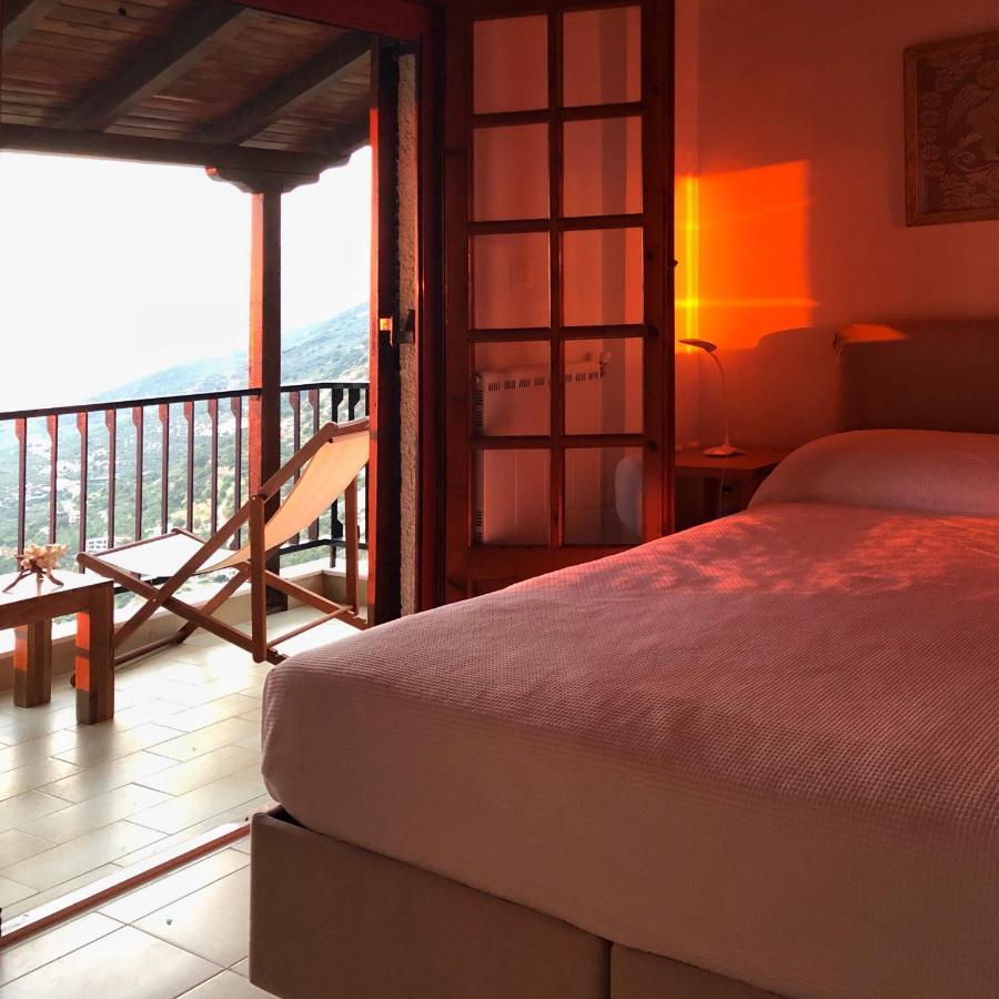 Gaia Guest House กาลามาตา ภายนอก รูปภาพ